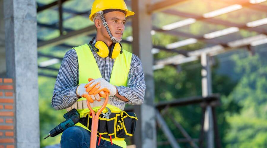 Expert Emergency Roof Repairs services in Naples, FL